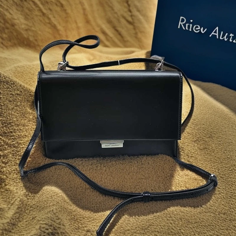 95新 YSL/圣罗兰 黑色单肩斜挎包 1321 8272