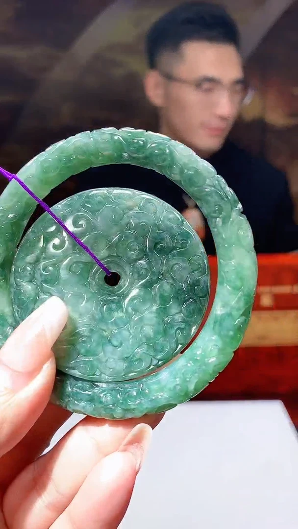 【闪购商品】定制翡翠未镶嵌1085xx-毛货套镯33