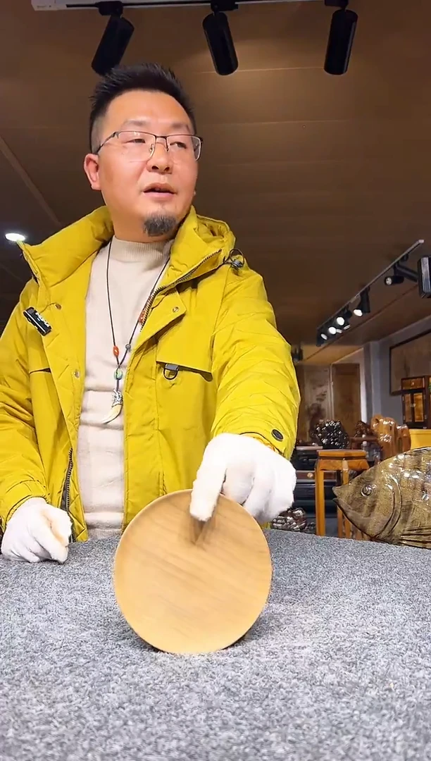 金丝楠木雕款6****牛金丝楠木摆件