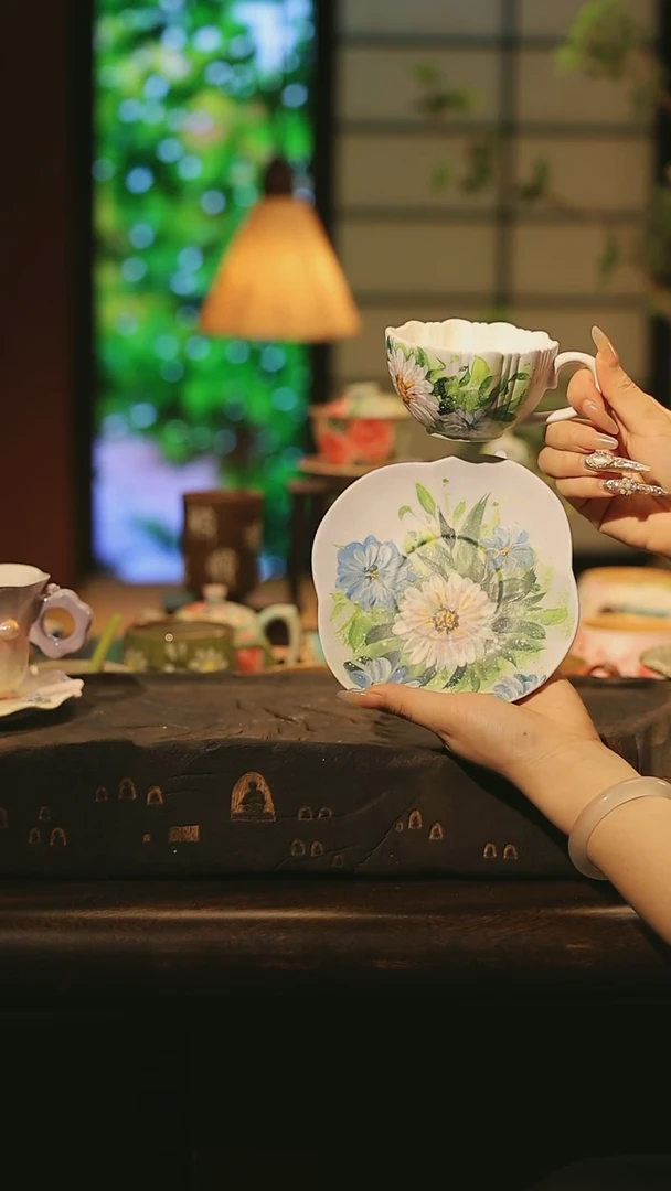 陶瓷景德镇高温手绘釉下彩设计师款式