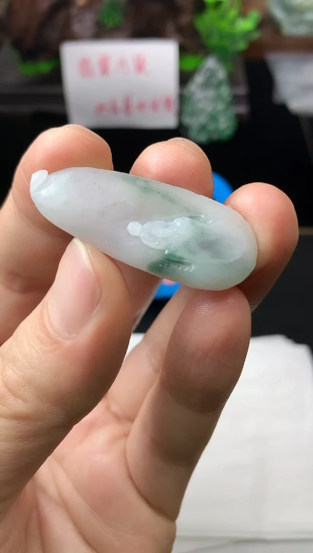 颈饰未镶嵌翡翠狼*悟道