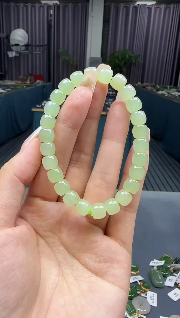 手串未镶嵌和田玉1