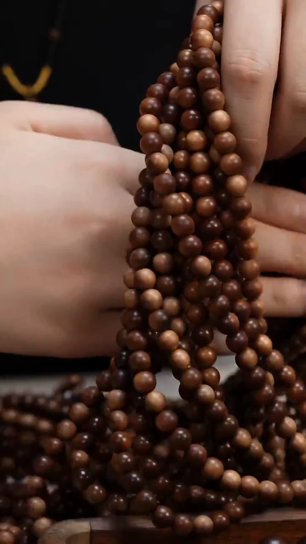 檀香木手串/手链老山檀香0.8圆珠多圈108颗多样式发其一留疤