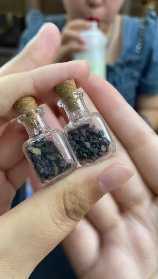 未镶嵌苏纪石（舒俱来）原石天然苏纪石1多样性发一