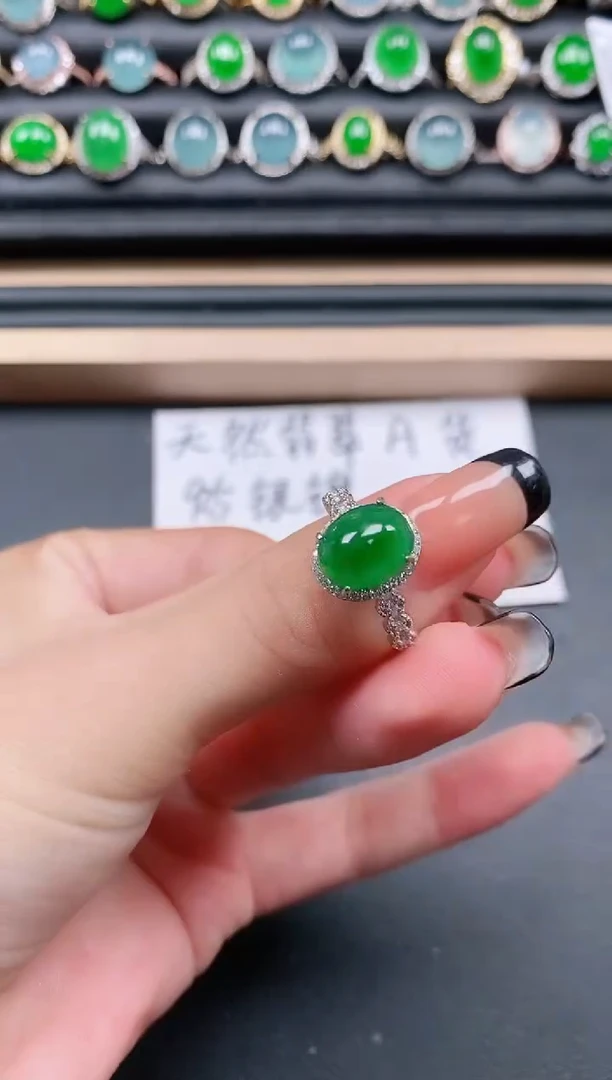 翡翠戒指银S925镶嵌1111