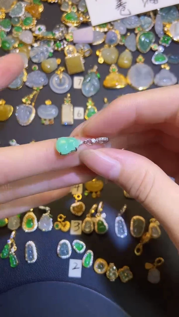 吊坠(不含链)银S925镶嵌翡翠天然A货翡翠