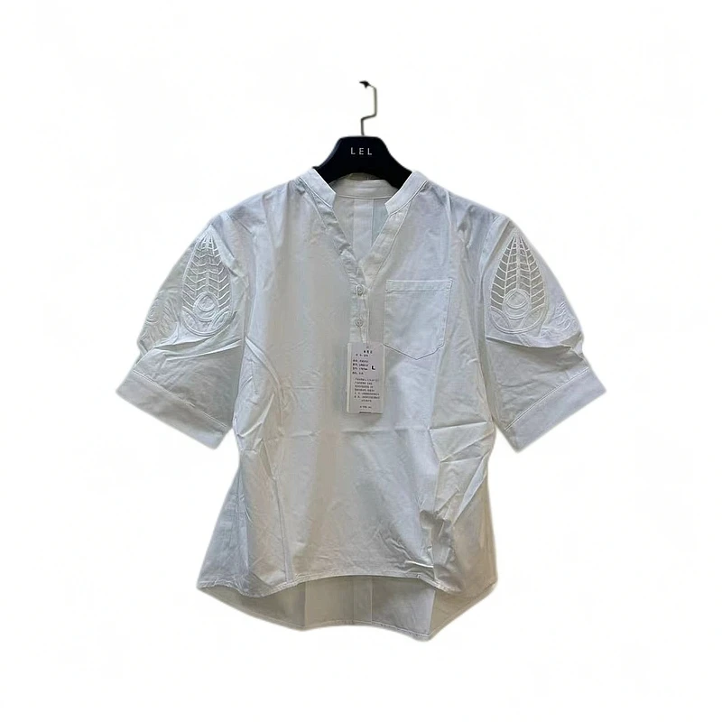 171泡泡袖镂空立领褶皱白色上衣