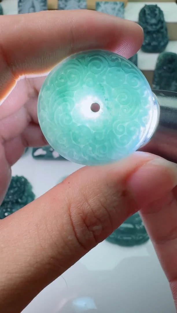 翡翠未镶嵌吊坠(不含链)多样性随机发其一