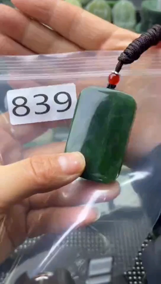 未镶嵌和田玉珠宝半成品牌子