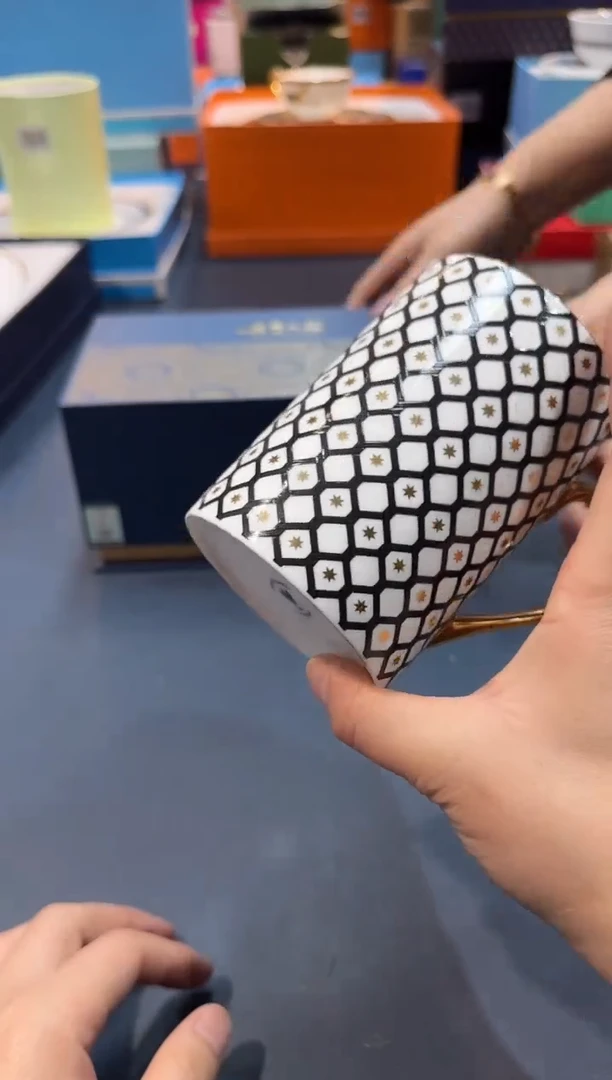 【闪购商品】瓷片A345全场正品，京东包邮