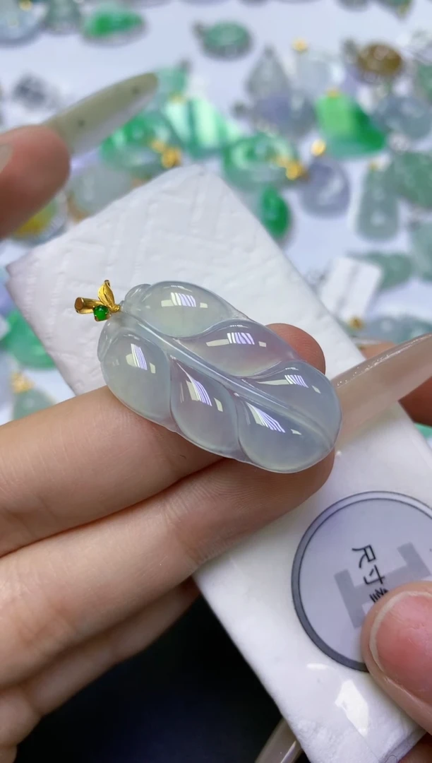 颈饰18K金镶嵌翡翠天然缅甸翡翠A货百元以上9元证书费自理