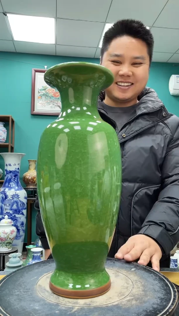 摆件祖母绿陶瓷摆件