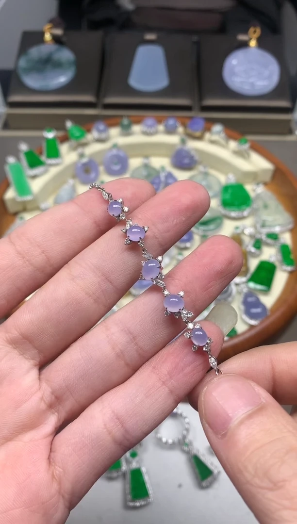 【闪购商品】翡翠颈饰18K金镶嵌手链