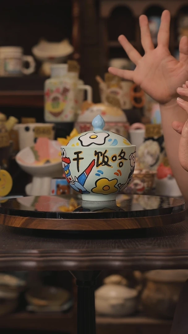 摆件景德镇釉下彩绘设计师款式陶瓷