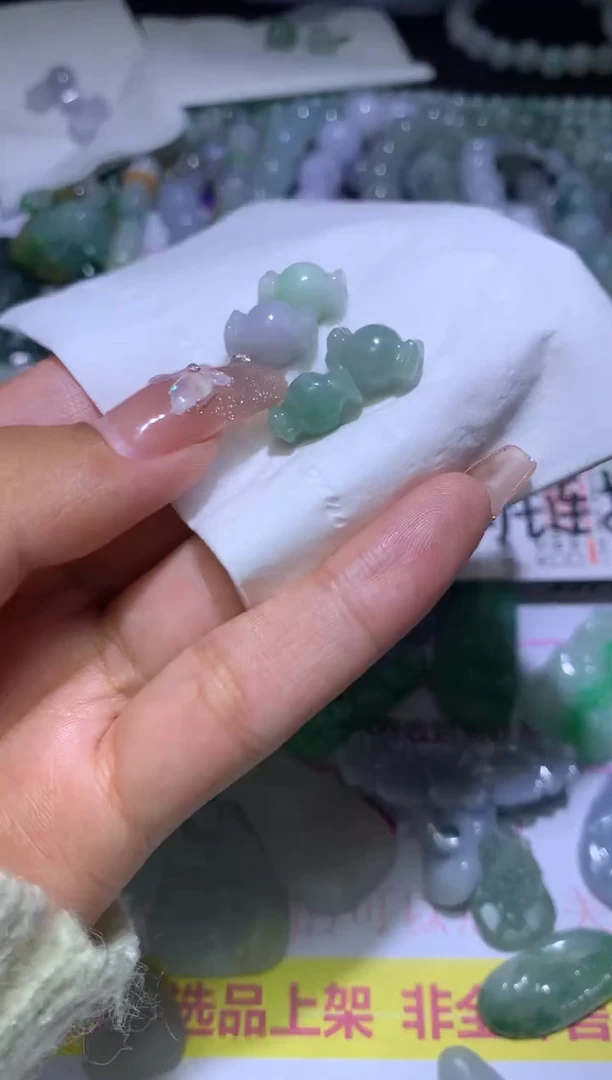 【闪购商品】定制翡翠未镶嵌MJX037040