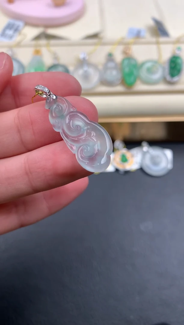 【闪购商品】翡翠颈饰18K金镶嵌D223