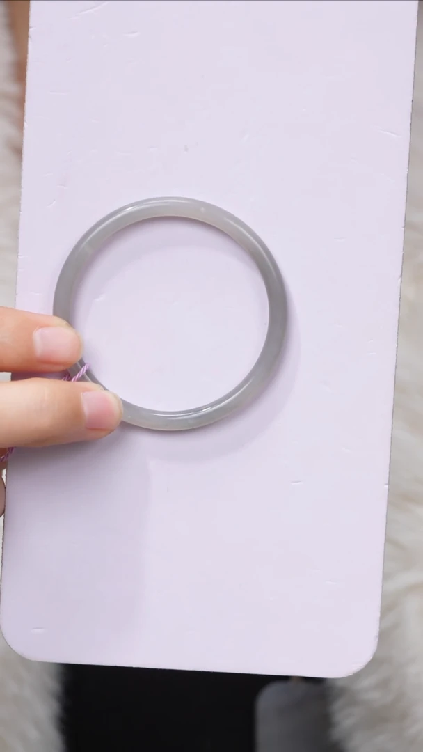 【闪购商品】和田玉手镯未镶嵌119-  50圈口  有纹