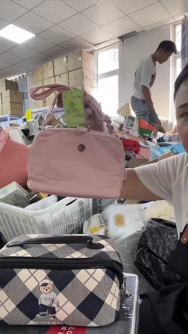 牦牛剖层皮革琪琪女包店超好看发图片款