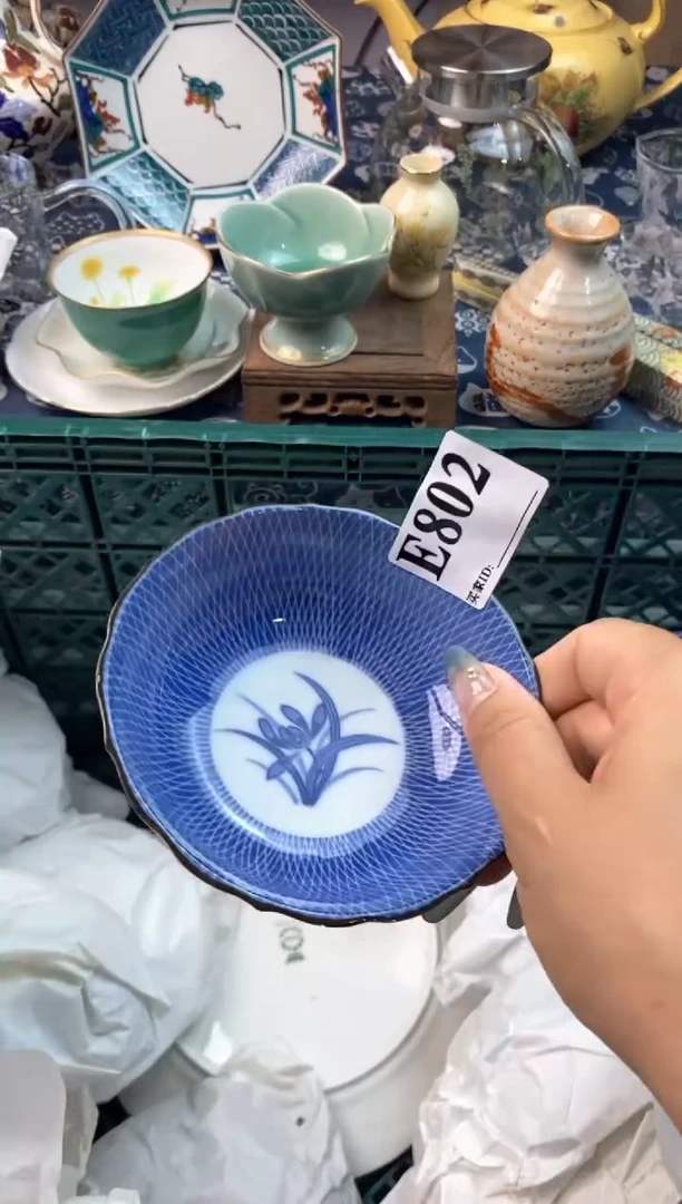 瓷片[○･｀Д´･ ○][○･｀Д´･ ○]