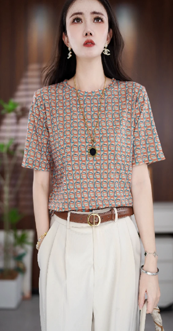 Y211新款时尚百搭气质宽松减龄上衣-悠悠