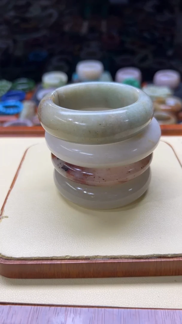 未镶嵌手镯石英质玉s****d109