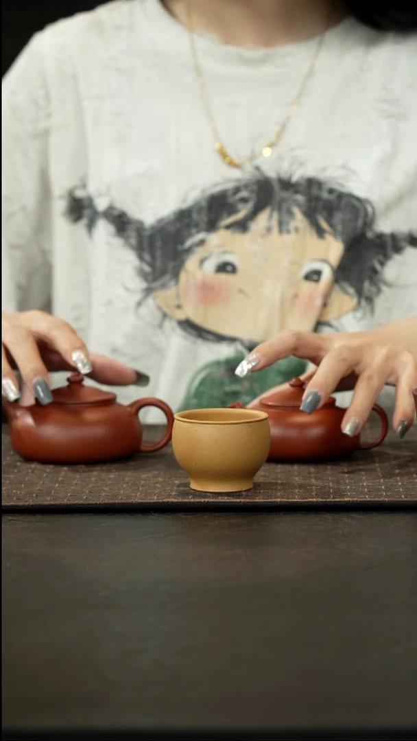 茶壶紫砂黄段圆墩杯50cc