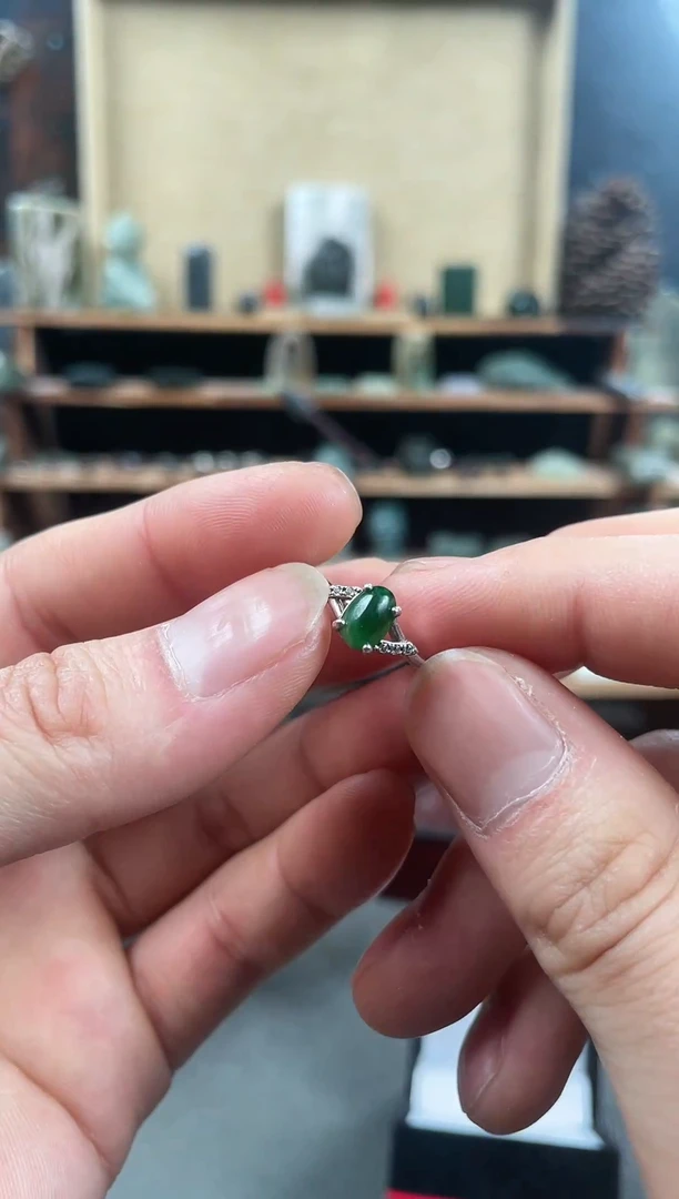 【闪购商品】翡翠戒指未镶嵌   开口戒