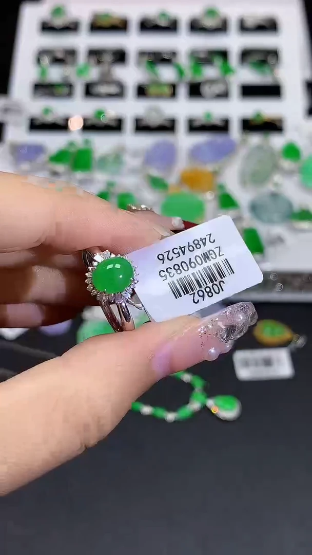 【闪购商品】翡翠戒指18K金镶嵌ZGM-J0862