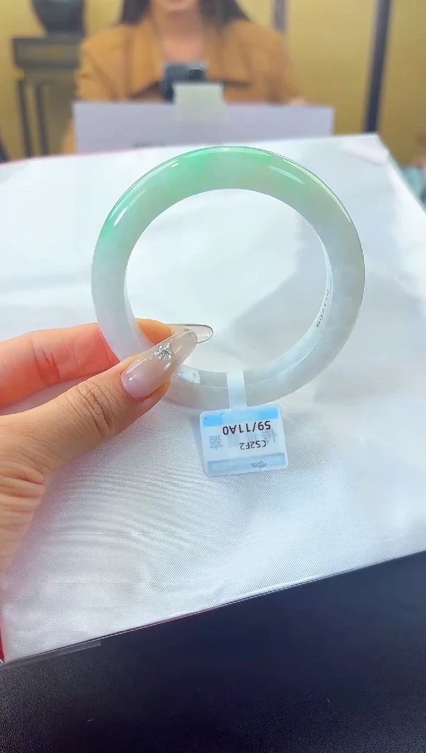 未镶嵌手镯翡翠退货标签需完好-11A0