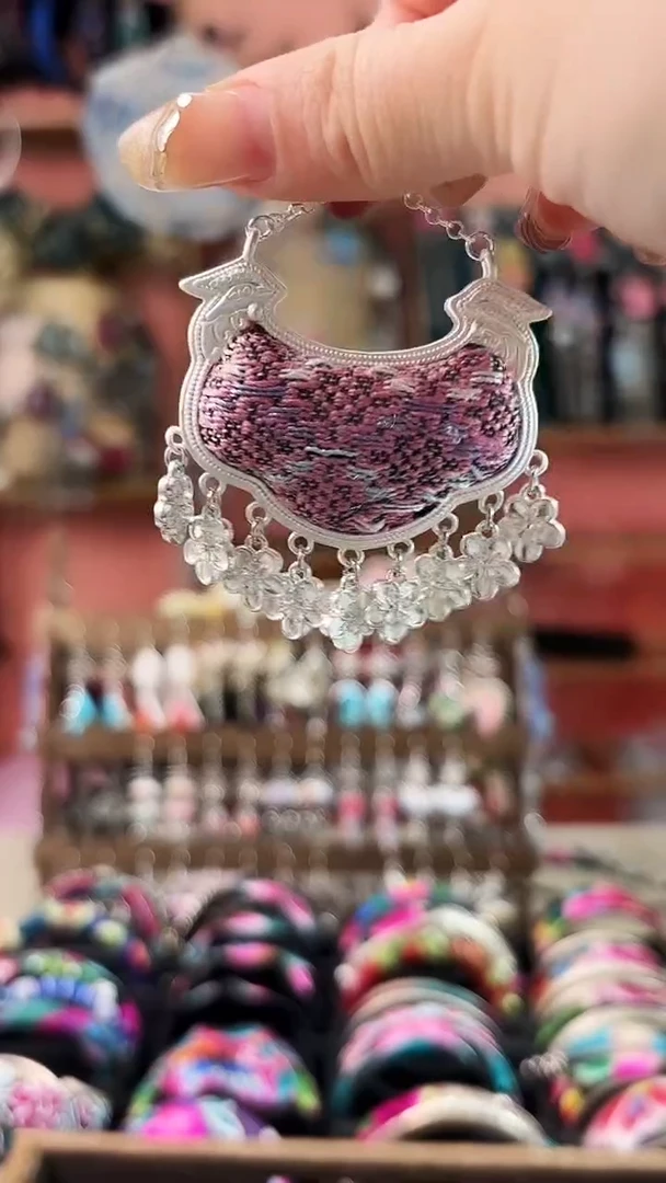 艺枝独绣手工饰品5