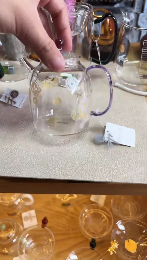 禾器/瑞币纹-宴臣壶/浅紫