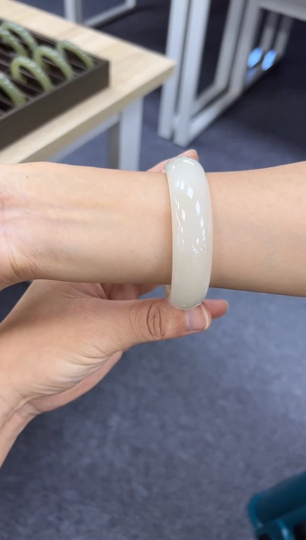 未镶嵌手镯和田玉57  041