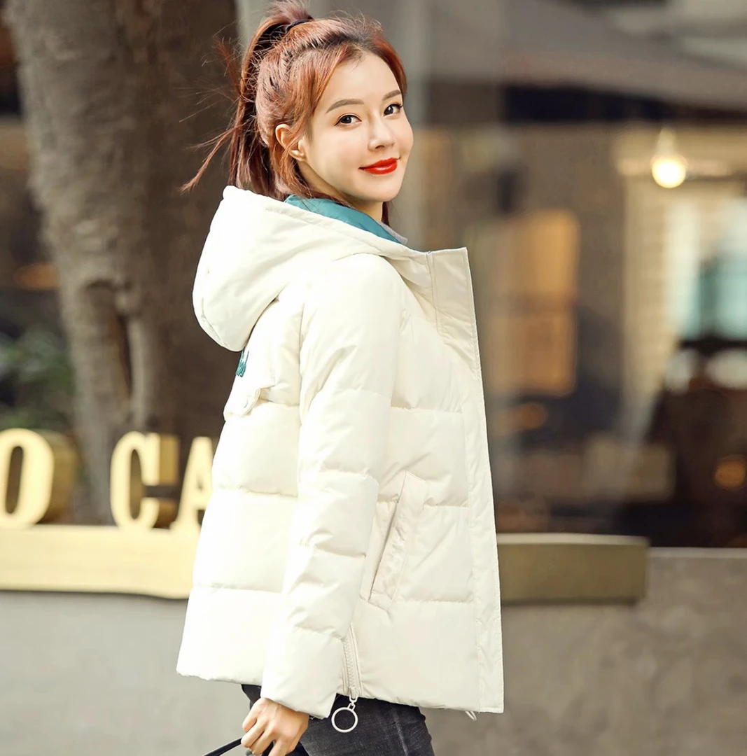 9001冬季时尚撞色拼接字母刺绣保暖外套