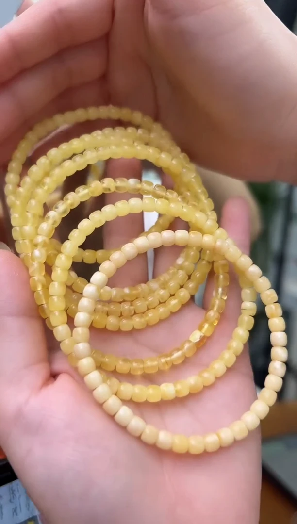 未镶嵌蜜蜡裸石琥珀蜜蜡手串多样性发一条