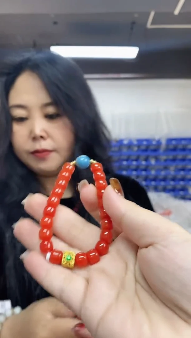 【闪购商品】南红玛瑙手串未镶嵌多样性发其一颜色微差