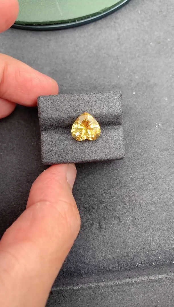 托帕石裸石3ct 帝王托帕石BA