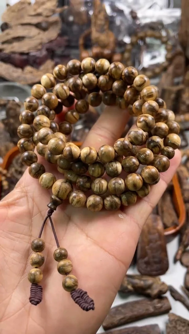 沉香沉香碎屑S*I 达拉干  沉香