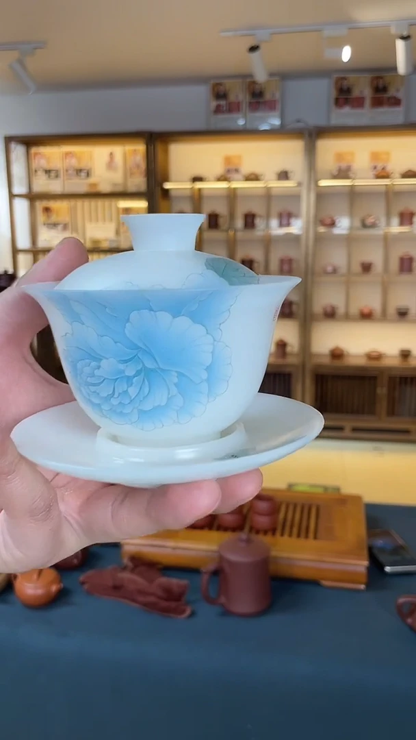 金镶玉茶器茶杯茶壶手绘冰种玉瓷盖碗