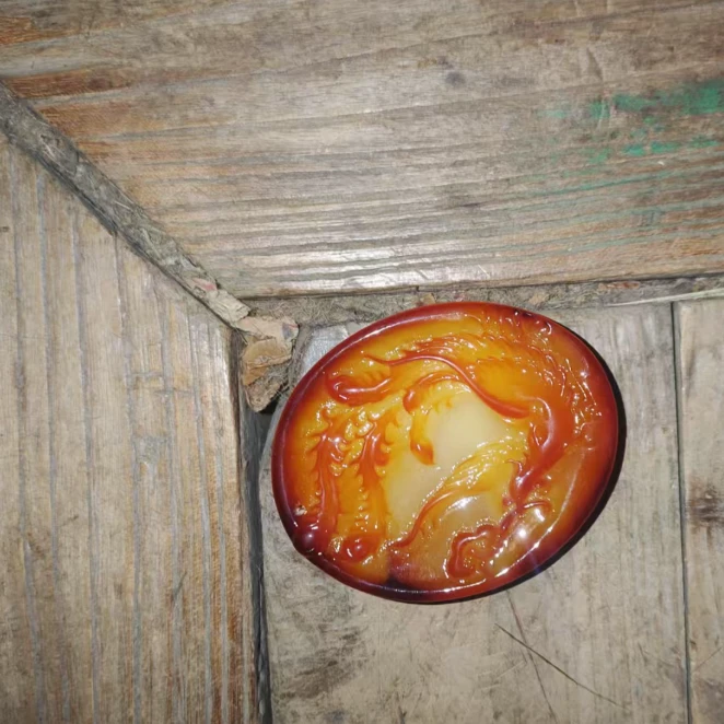 1个黄色凤凰牌摆件链接