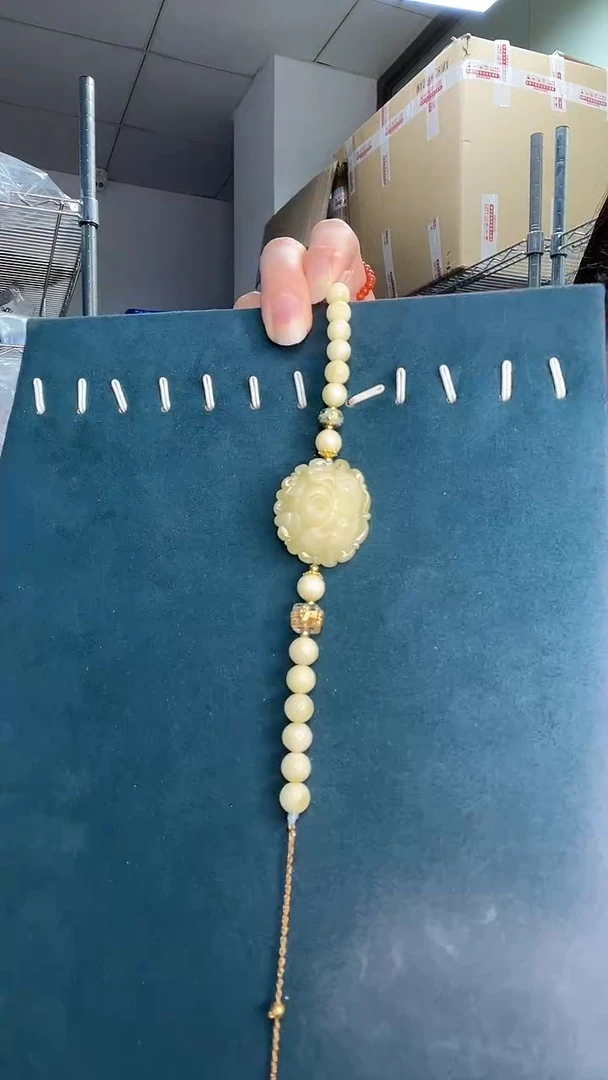 未镶嵌琥珀裸石A1124天然蜜蜡