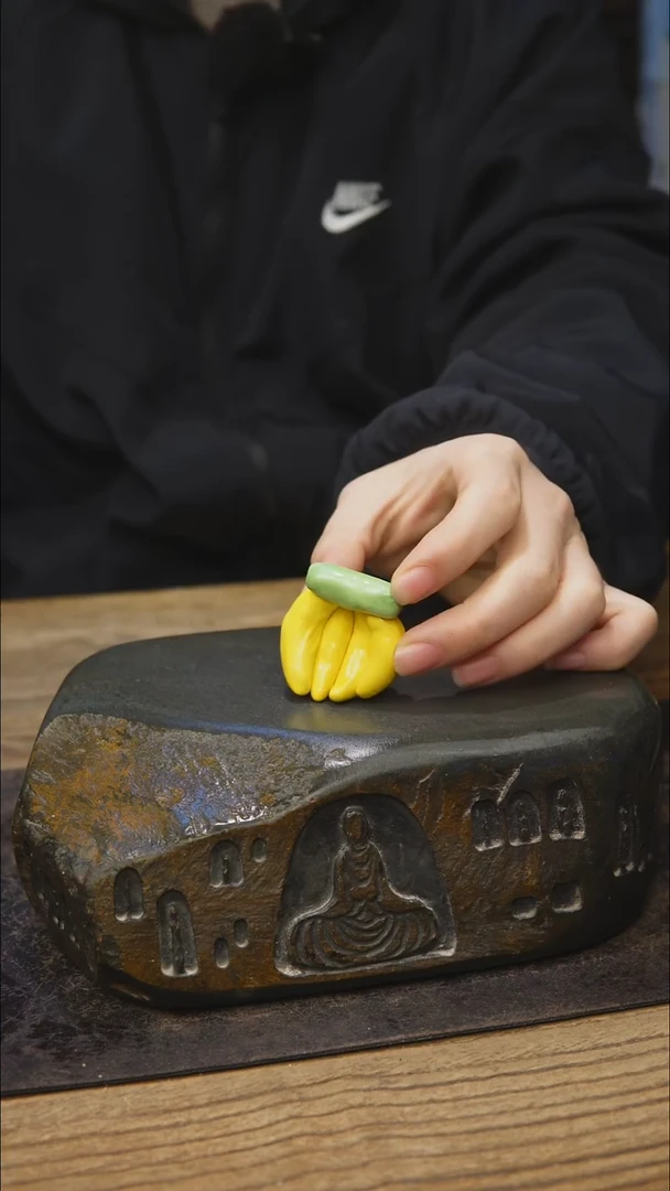 陶瓷开播福利一把香蕉