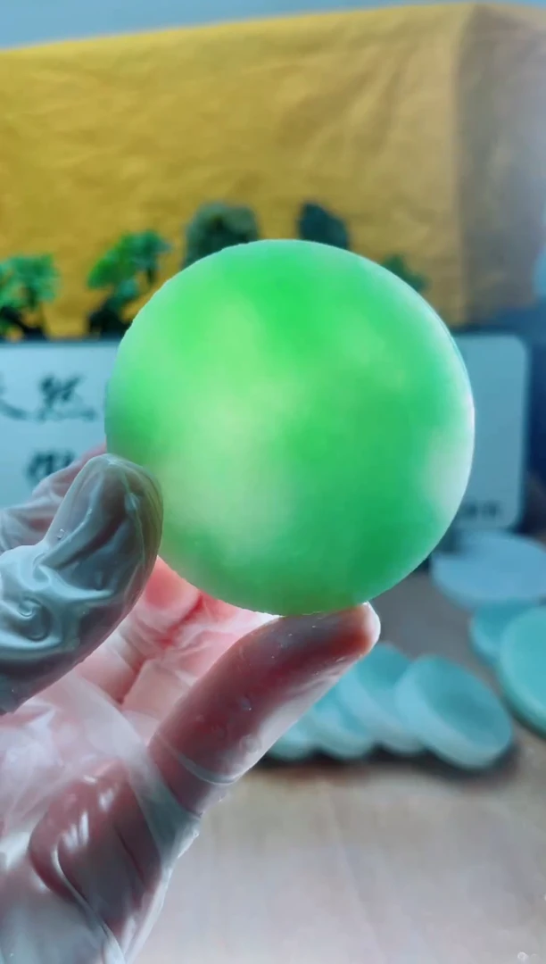 未镶嵌挂件翡翠A货砚曹616