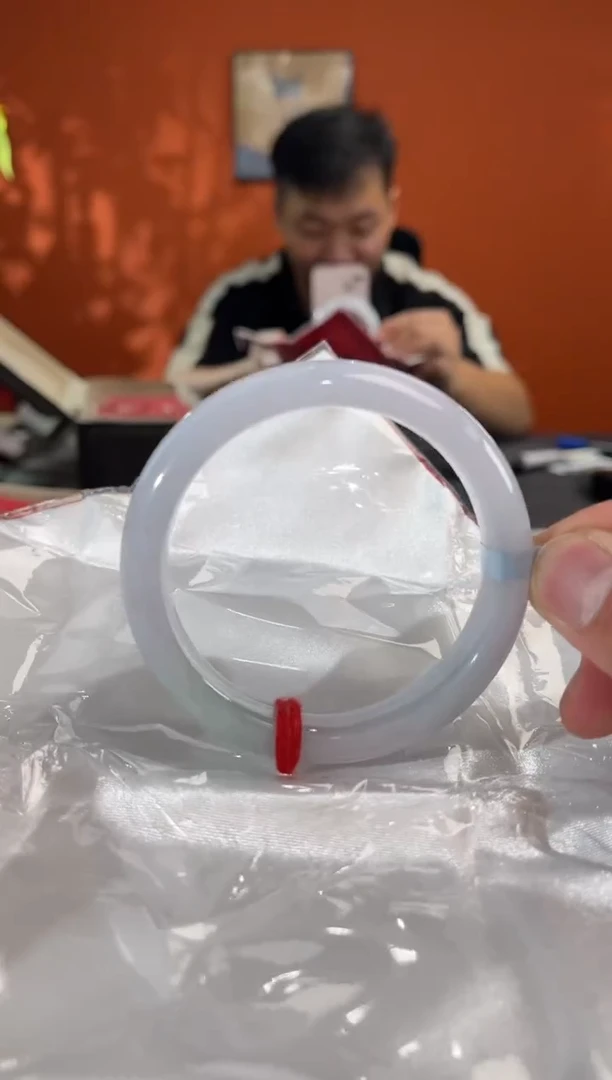未镶嵌手镯翡翠5