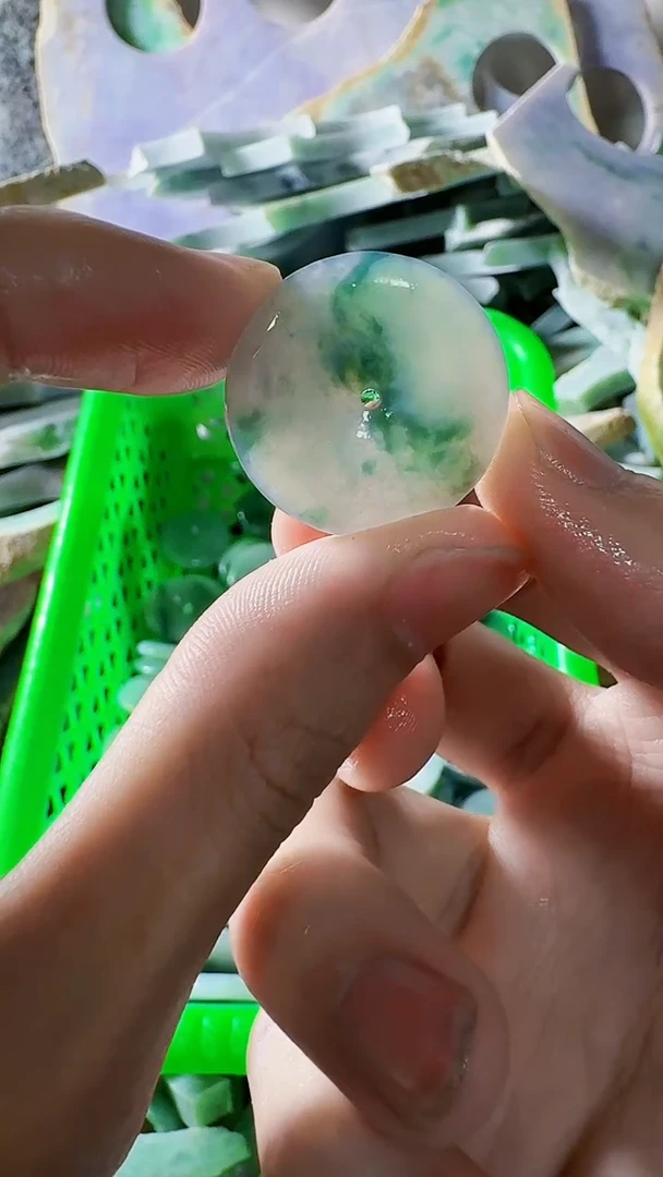 翡翠裸石缅甸翡翠A货文8334
