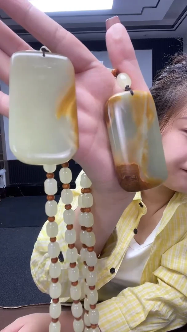 透闪石质玉未镶嵌挂件多样性发货任意一件