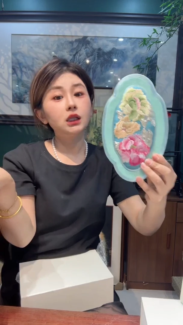 刺绣荔*非遗苏绣手工刺绣双面绣真丝首饰盒