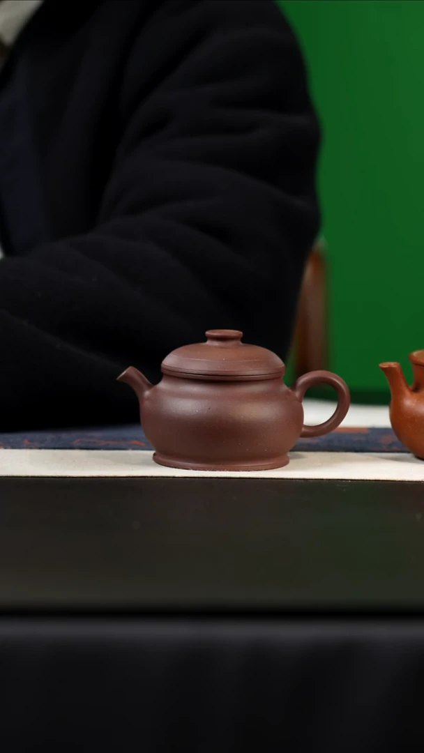 茶壶紫砂颂金，高砂紫泥，150cc