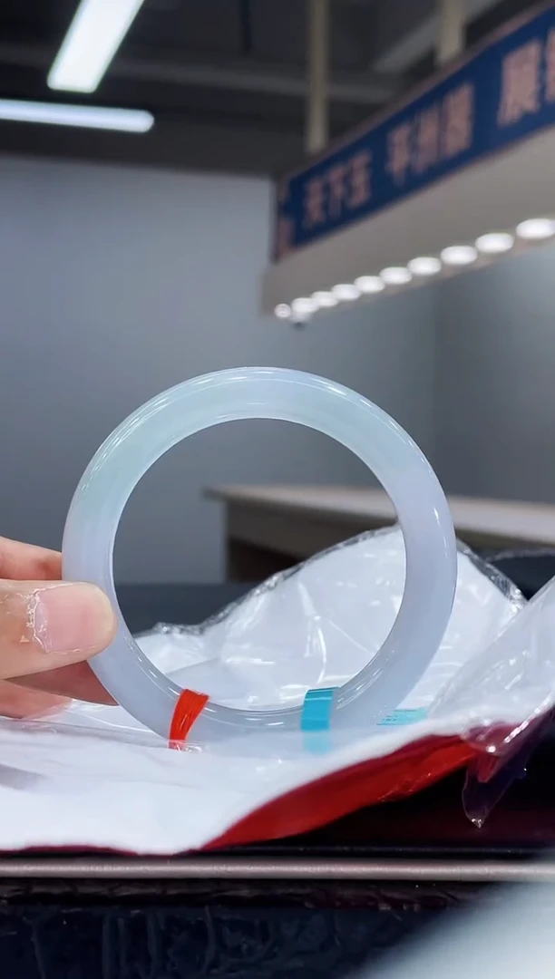 未镶嵌手镯翡翠13