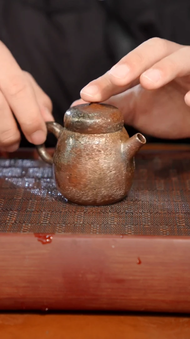 陶瓷奢瓷/瑞寅柴烧茶器（壶）481微瑕