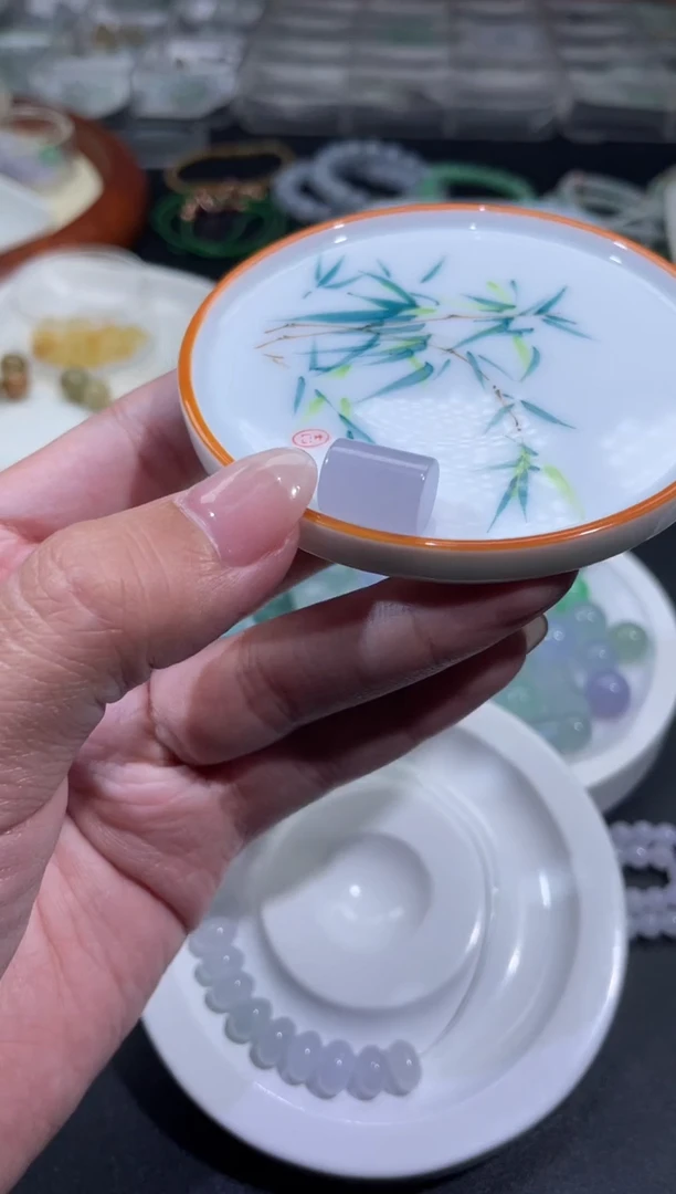 定制翡翠未镶嵌翡翠毛货